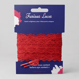 Lacets en dentelle rouges sur leur carton Furious Laces