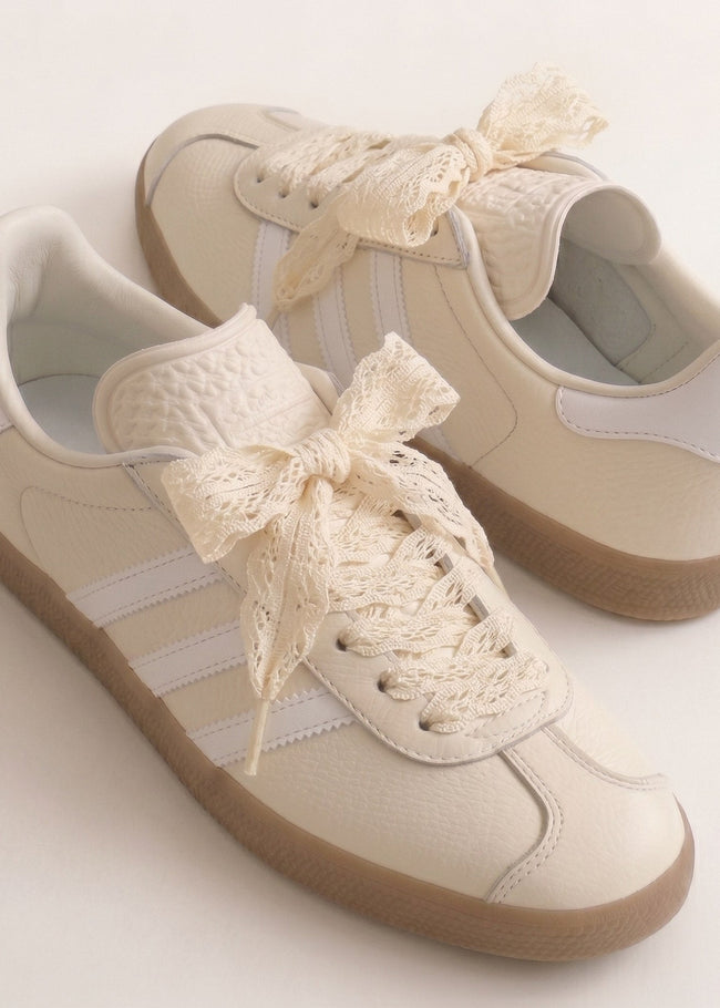Lacets en dentelle crème